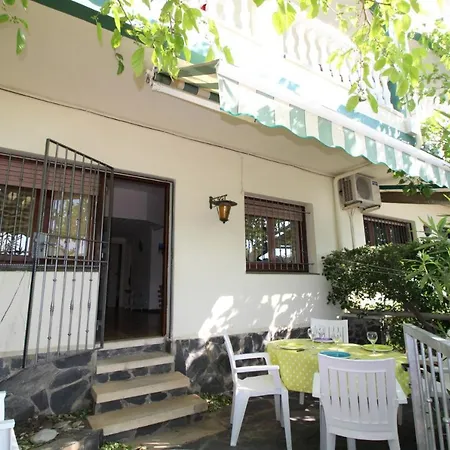 Apartamento Basic Confort Poblat Típic Empuriabrava