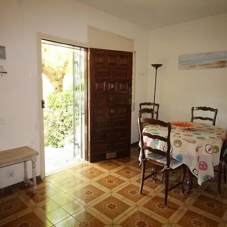 Basic Confort Poblat Típic Apartamento